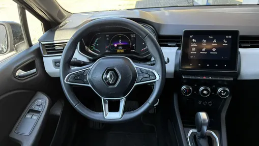 RENAULT Clio -