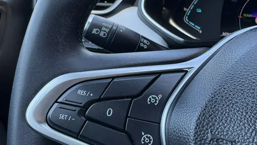 RENAULT Clio -
