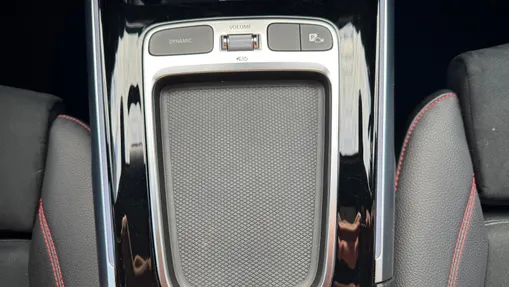 MERCEDES-BENZ GLB GLB 200 mHEV Progressive 7G-DCT