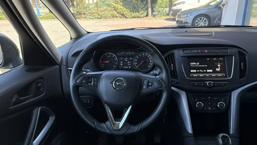OPEL Zafira -