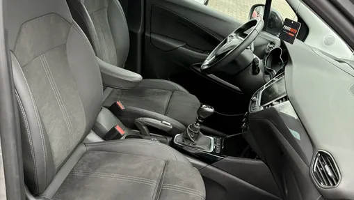 OPEL Crossland X -