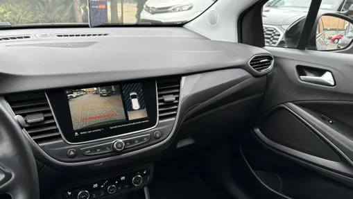 OPEL Crossland X -