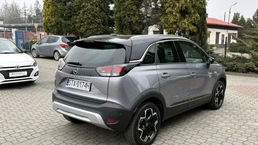 OPEL Crossland X -
