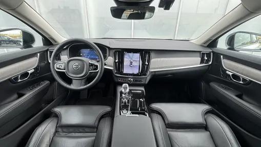 VOLVO V90 V90 T6 AWD Plug-In Hybrid Plus Dark aut