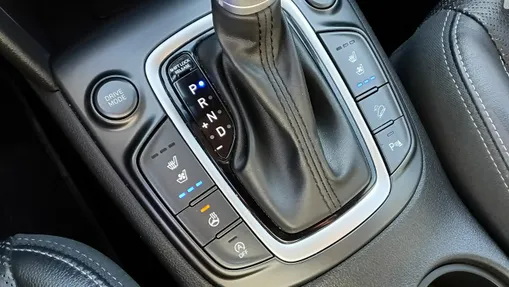HYUNDAI Kona -