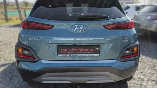 HYUNDAI Kona -