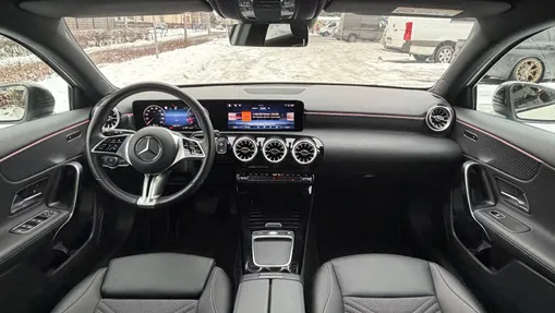 MERCEDES-BENZ A Klasa A 180 Progressive 7G-DCT