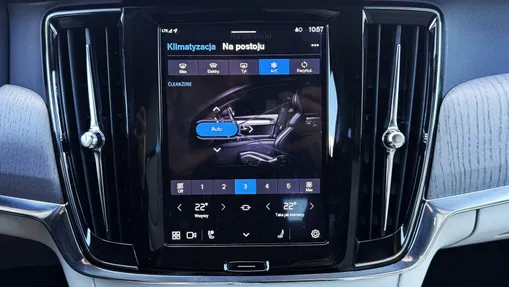 VOLVO V90 V90 T8 AWD Plug-In Hybrid Plus Dark aut