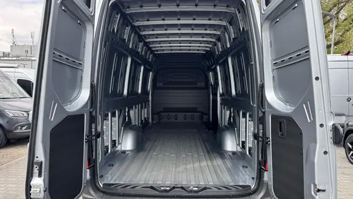 MERCEDES-BENZ Sprinter Sprinter 319 CDI Extra Long PRO 9G-Tronic AWD 907.637 15,5m3 Nowy