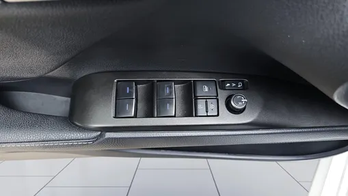 TOYOTA Camry Camry 2.5 Hybrid Prestige CVT