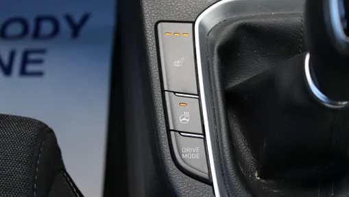 HYUNDAI i30 i30 1.5 T-GDI 48V Smart