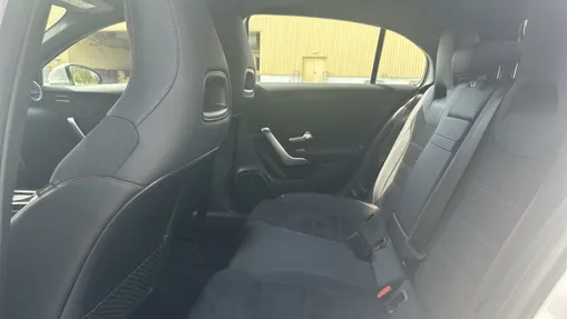 MERCEDES-BENZ A Klasa A 200 AMG Line 7G-DCT