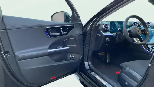 MERCEDES-BENZ C Klasa C 300 e PHEV 4-Matic AMG Nowy