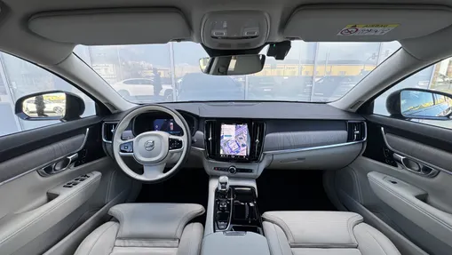VOLVO V90 V90 T8 AWD Plug-In Hybrid Plus Dark aut