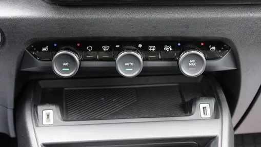 CITROEN C4 X C4 X 1.2 PureTech Shine Pack S&S EAT8