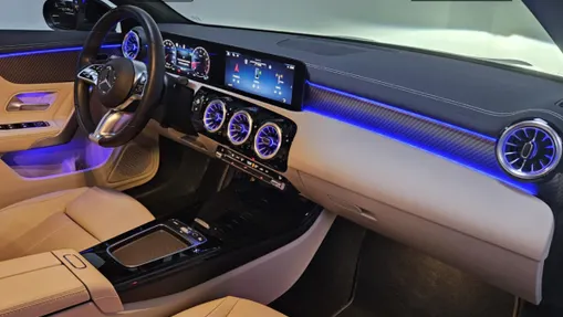 MERCEDES-BENZ CLA CLA 200 mHEV Progressive 7G-DCT