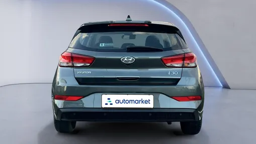 HYUNDAI i30 i30 1.5 DPI Classic +