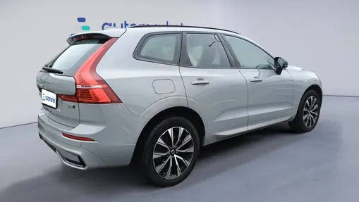 VOLVO XC60 XC60 B5 B AWD Plus Dark aut