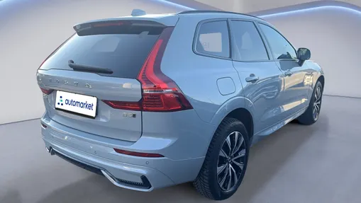VOLVO XC60 XC60 B5 B AWD Plus Dark aut