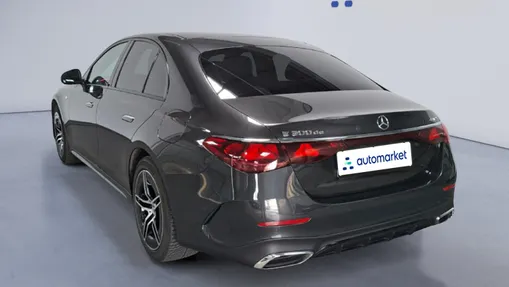 MERCEDES-BENZ E Klasa E 300 de PHEV 4-Matic AMG 9G-Tronic