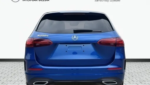 MERCEDES-BENZ B Klasa B 250 e PHEV AMG Line 8G-DCT