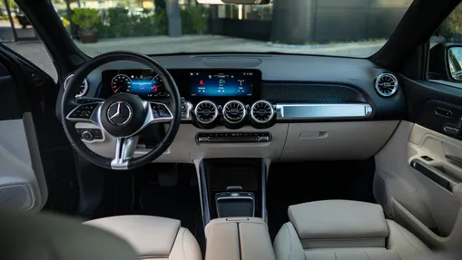 MERCEDES-BENZ GLB GLB 200 mHEV Progressive 7G-DCT
