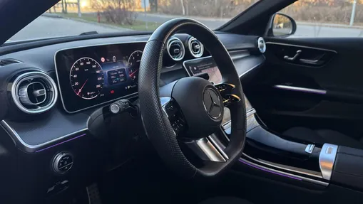 MERCEDES-BENZ C Klasa C 180 mHEV AMG