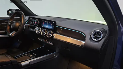 MERCEDES-BENZ GLB GLB 200 mHEV AMG Line 7G-DCT