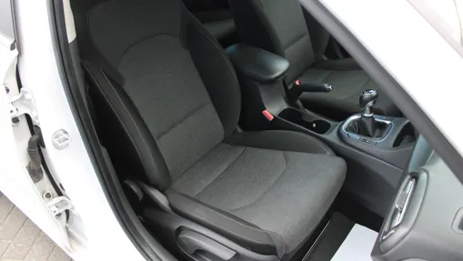 HYUNDAI i30 i30 1.5 T-GDI 48V Smart