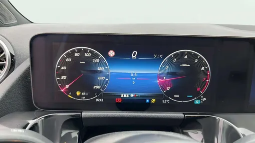 MERCEDES-BENZ GLA GLA 200 mHEV AMG Line 7G-DCT Nowy