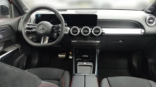 MERCEDES-BENZ GLB GLB 180 mHEV AMG Line 7G-DCT Nowy