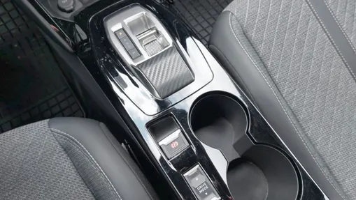 PEUGEOT 2008 2008 1.2 PureTech Allure S&S EAT8