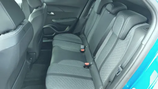 PEUGEOT 2008 2008 1.2 PureTech Allure S&S EAT8