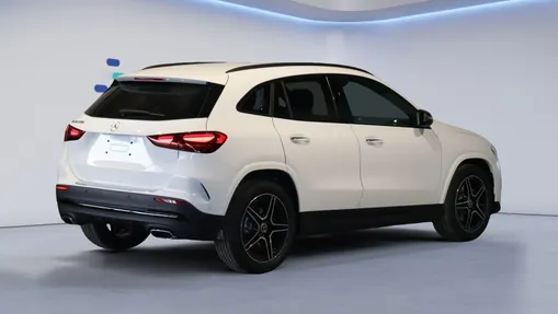 MERCEDES-BENZ GLA GLA 200 Nowy