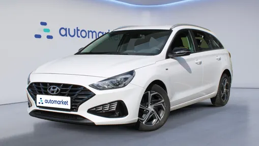 HYUNDAI i30 i30 1.5 T-GDI 48V Smart