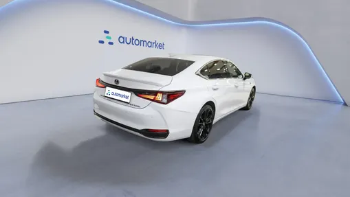 LEXUS ES ES 300h F Sport Design