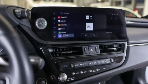 LEXUS ES ES 300h F Sport Design
