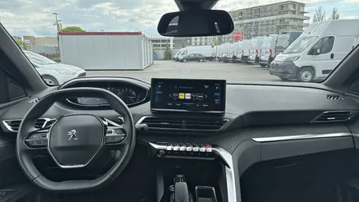 PEUGEOT 3008 3008 1.2 PureTech Allure S&S EAT8
