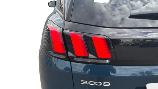 PEUGEOT 3008 3008 1.2 PureTech Allure S&S EAT8