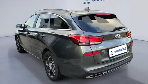 HYUNDAI i30 i30 1.5 DPI Comfort