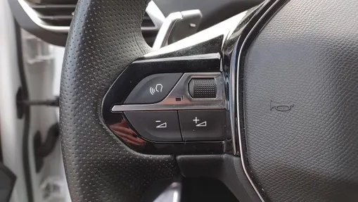 PEUGEOT 5008 5008 1.5 BlueHDi GT S&S EAT8