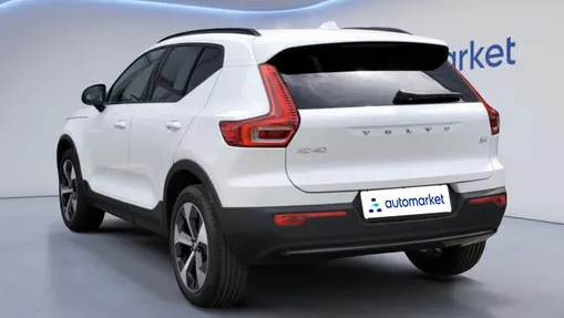 VOLVO XC40 XC40 B4 Plus Dark aut