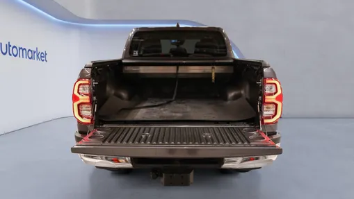 TOYOTA HiLux Hilux 2.8 D-4D mHEV Double Cab Executive 4x4 aut