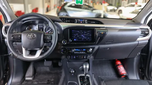TOYOTA HiLux Hilux 2.8 D-4D mHEV Double Cab Executive 4x4 aut