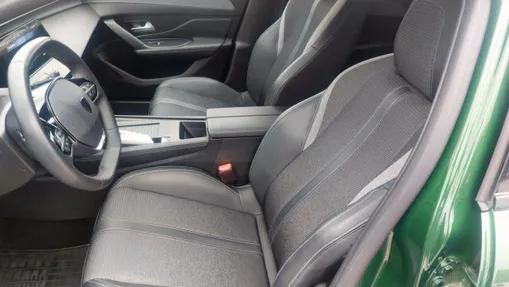 PEUGEOT 308 308 1.2 PureTech Allure S&S EAT8