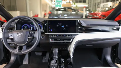 TOYOTA Camry Camry 2.5 Hybrid Dynamic Force Prestige e-CVT