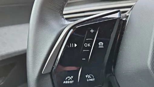 PEUGEOT 3008 3008 1.2 PureTech mHEV Allure e-DCS6