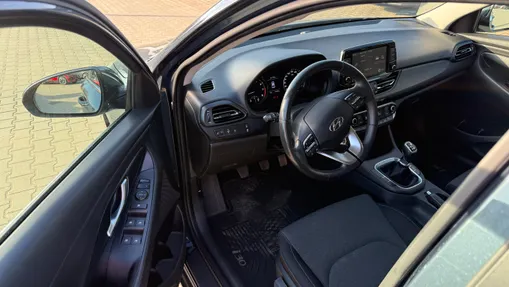 HYUNDAI i30 i30 1.5 DPI Modern