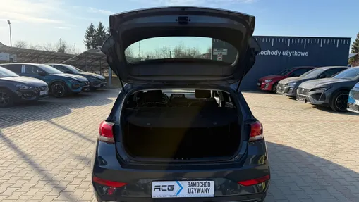 HYUNDAI i30 i30 1.5 DPI Modern
