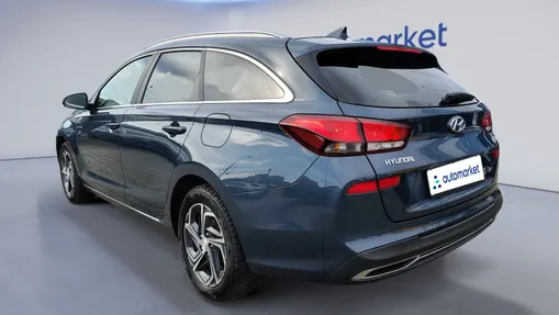 HYUNDAI i30 i30 1.0 T-GDI Smart